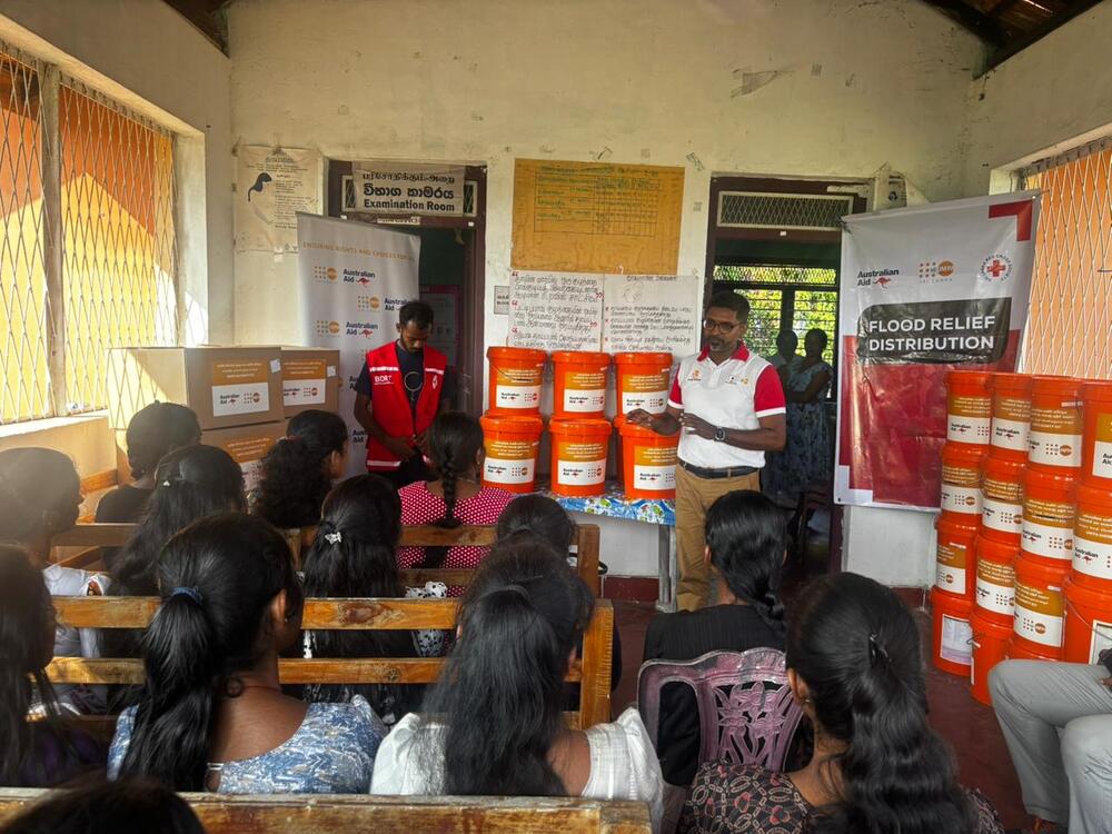 Community members impacted by the cyclone receive support from UNFPA and partners