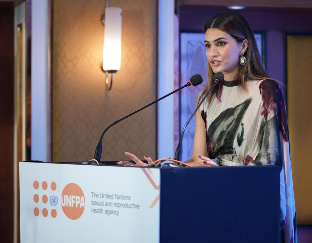 Kriti Sanon delivering a speech at the conferment event today in Mumbai, 01 Sep 2025