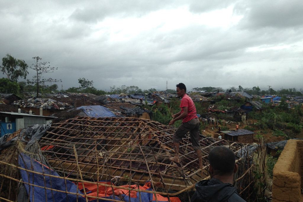 UN agencies urge aid for cyclone-hit communities in Bangladesh, Myanmar